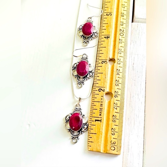 Filigree Sterling Silver Set of Necklace and Earrings in Red Quartz 925 - Picture 2 of 4